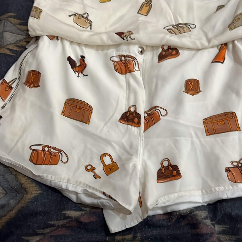 Louis Vuitton short set athethenic size small short missing tag - Picture 2 of 4